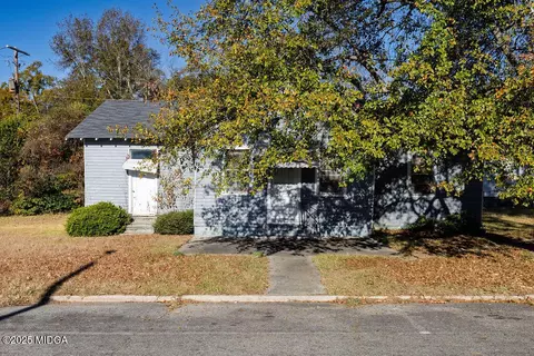 82 Green St, Macon, GA 31204