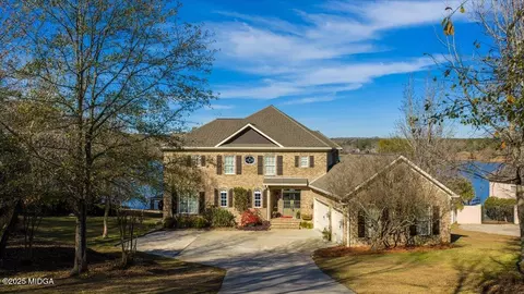 119 Springs Ct N, Lizella, GA 31052
