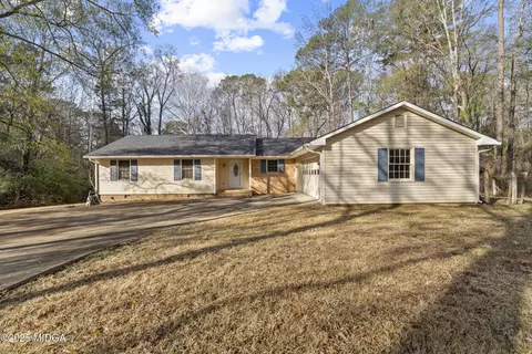 218 Matlock Ln, Macon, GA 31210