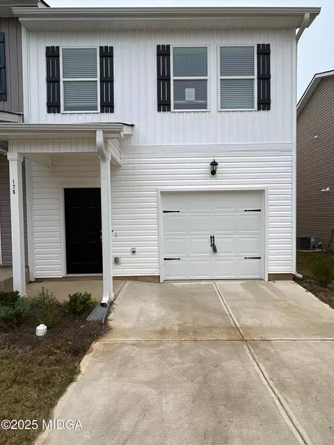 126 Red Oak Trl, Milledgeville, GA 31061