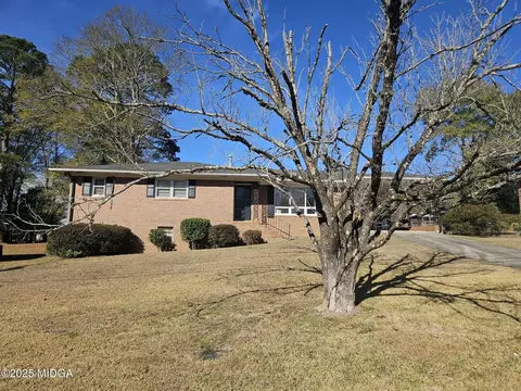 132 Spradley Dr, Macon, GA 31211