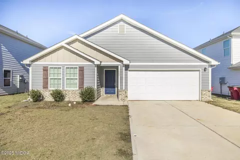109 Creek Bluff Trl, Warner Robins, GA 31093