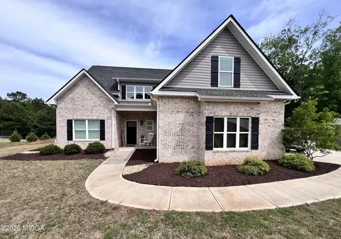153 Jackson Dr, Forsyth, GA 31029