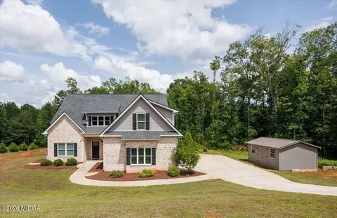 153 Jackson Dr, Forsyth, GA 31029