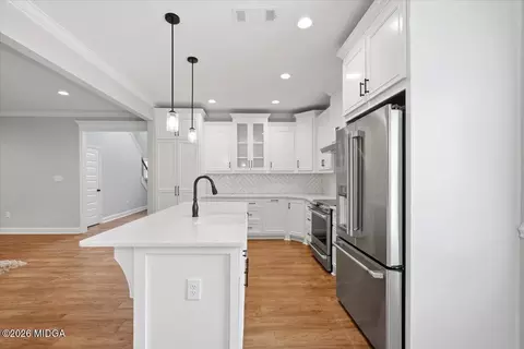 Kitchen - 153 Jackson Dr, Forsyth, GA 31029 photo 1 of 2