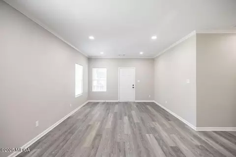 Living - 2607 Beech Ave, Macon, GA 31204 photo 3 of 6