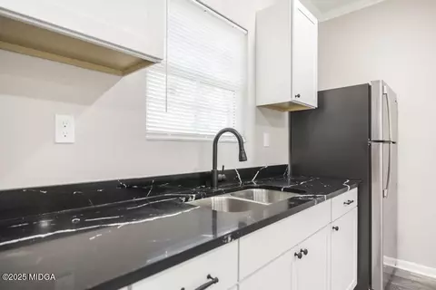 Kitchen - 2607 Beech Ave, Macon, GA 31204 photo 4 of 4