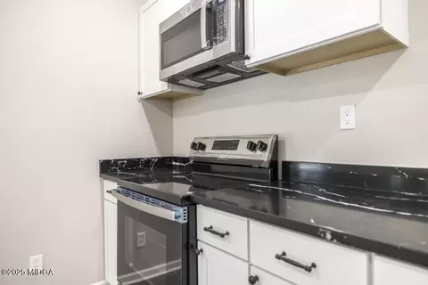 Kitchen - 2607 Beech Ave, Macon, GA 31204 photo 3 of 4