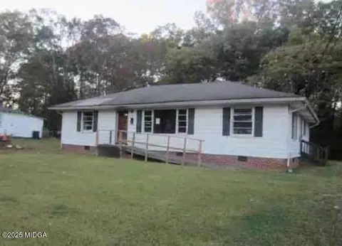 8 Wilkins St, Rome, GA 30161