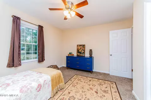 Bedroom - 1009 N Davis Dr N, Perry, GA 31069 photo 6 of 12