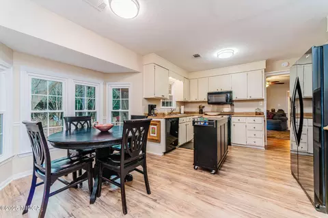 Kitchen - 1009 N Davis Dr N, Perry, GA 31069 photo 1 of 1