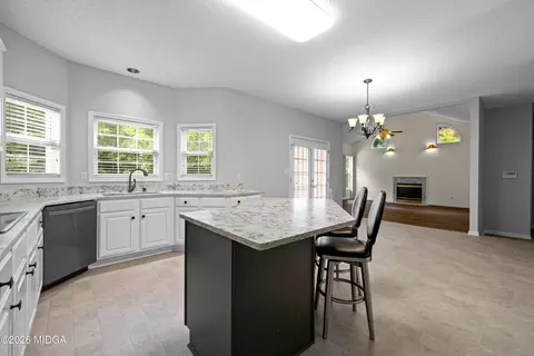 Kitchen - 40 Jacksons Vly, Sharpsburg, GA 30277 photo 1 of 3