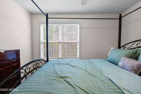 Bedroom - 40 Jacksons Vly, Sharpsburg, GA 30277 photo 5 of 7