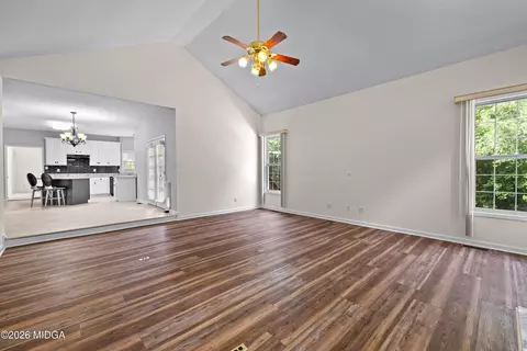 Living - 40 Jacksons Vly, Sharpsburg, GA 30277 photo 4 of 5