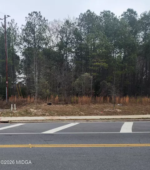 2320 Jeffersonville Rd, Macon, GA 31217