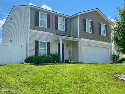 Exterior - 155 Kinsale Dr, Macon, GA 31216 photo 3 of 7