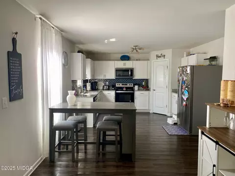 Kitchen - 155 Kinsale Dr, Macon, GA 31216 photo 1 of 11