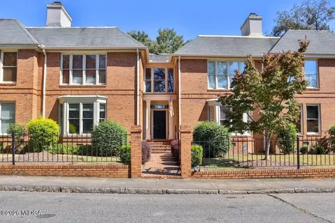 175 Corbin Ave #E, Macon, GA 31204