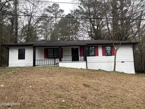 1467 New Castle Dr, Macon, GA 31204