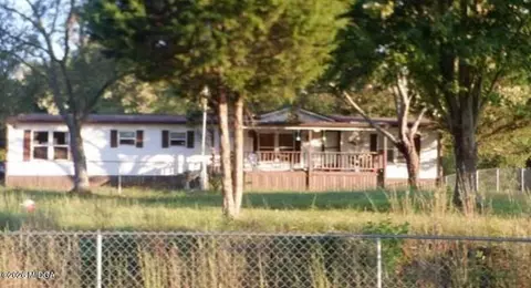 175 Westmoreland Meadows Dr, Cleveland, GA 30528
