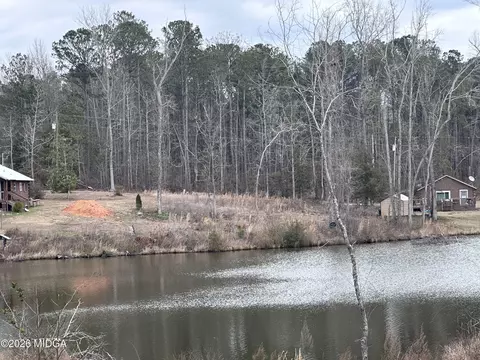 12 Cherokee Resort Rd, Pine Mountain, GA 31822