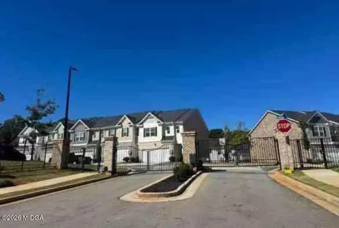 168 Hampton Cir, Mcdonough, GA 30253