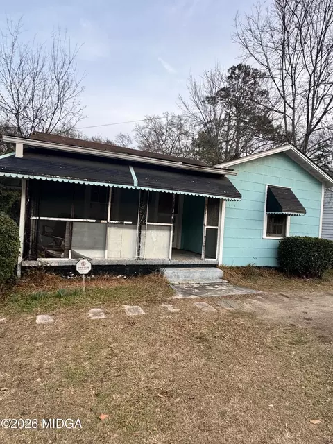 1046 Radio Dr, Macon, GA 31204