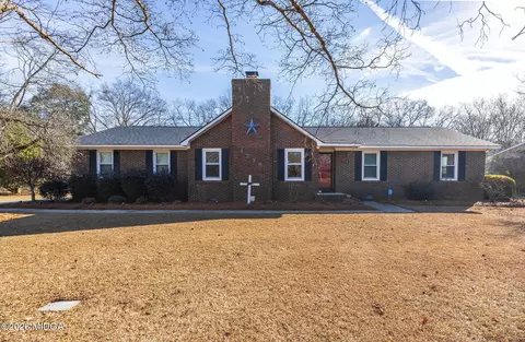 5758 Shelli Pl, Macon, GA 31216
