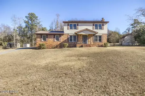 5624 Rogers Rd, Lizella, GA 31052