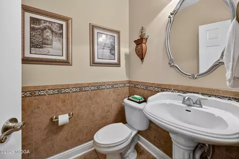 Bath - 119 Bartlett Way, Centerville, GA 31028 photo 1 of 4