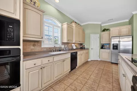 Kitchen - 119 Bartlett Way, Centerville, GA 31028 photo 4 of 4