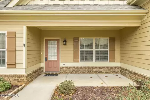 132 Oak Dr, Gray, GA 31032 photo 2