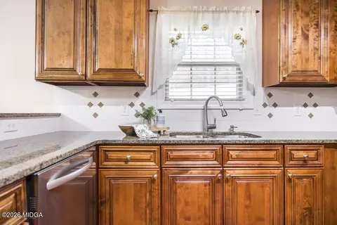 132 Oak Dr, Gray, GA 31032 photo 8