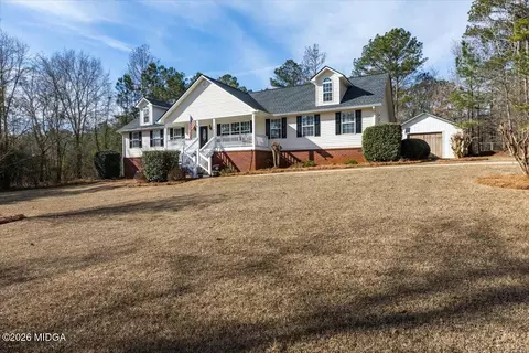 186 Orchard Ridge Dr, Forsyth, GA 31029