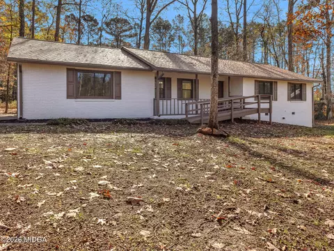 8228 Lullwater Ct, Jonesboro, GA 30236