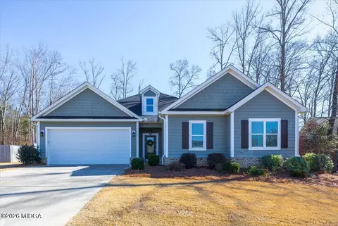 810 Holly Ridge Dr, Gray, GA 31032