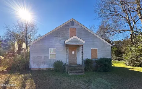706 Villa Esta Ave, Macon, GA 31206