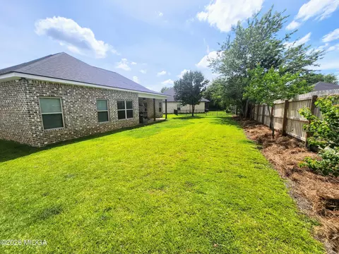 Exterior - 106 Raspberry Trl, Perry, GA 31069 photo 9 of 11