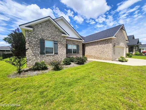 Exterior - 106 Raspberry Trl, Perry, GA 31069 photo 6 of 11