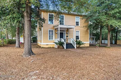 66 Merritt St, Hawkinsville, GA 31036