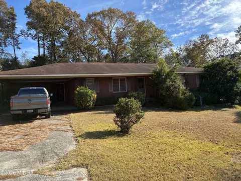 127 Ruby Dr, Macon, GA 31211