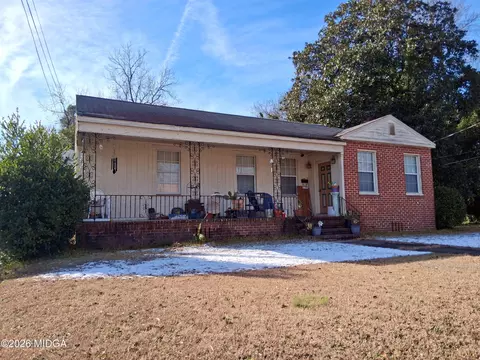 2722 Suwanee Ave, Macon, GA 31204