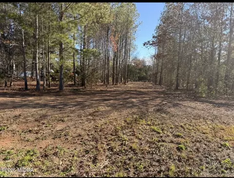 297 Amanda Dr, Macon, GA 31216