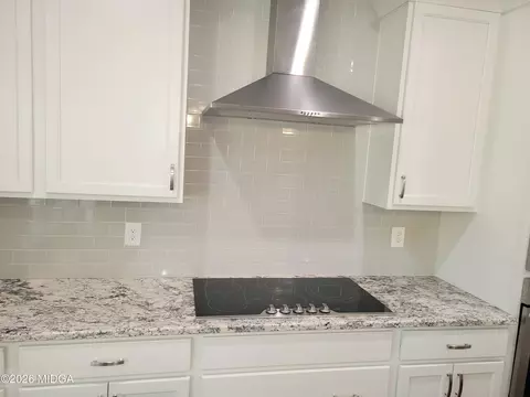 Kitchen - 4604 Capulet Ct, Forsyth, GA 31029 photo 4 of 6