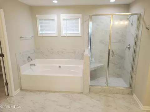 Bath - 4604 Capulet Ct, Forsyth, GA 31029 photo 2 of 9