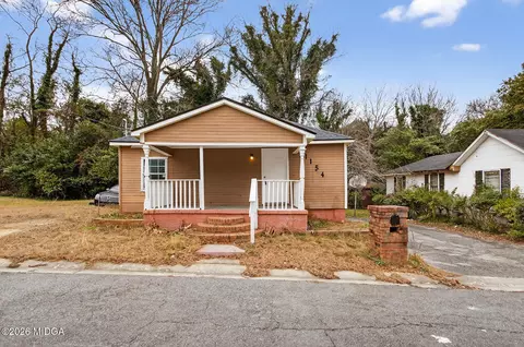 1154 Davis Cir, Macon, GA 31211