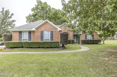 108 Musket Fire Ln, Warner Robins, GA 31088