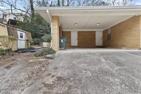 Exterior - 119 Colonial Rd, Warner Robins, GA 31088 photo 2 of 5