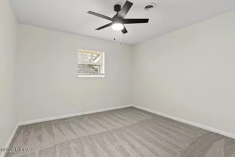 Bedroom - 119 Colonial Rd, Warner Robins, GA 31088 photo 2 of 7