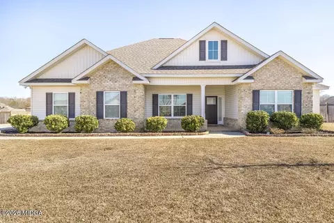 108 Chatham Ct, Byron, GA 31008